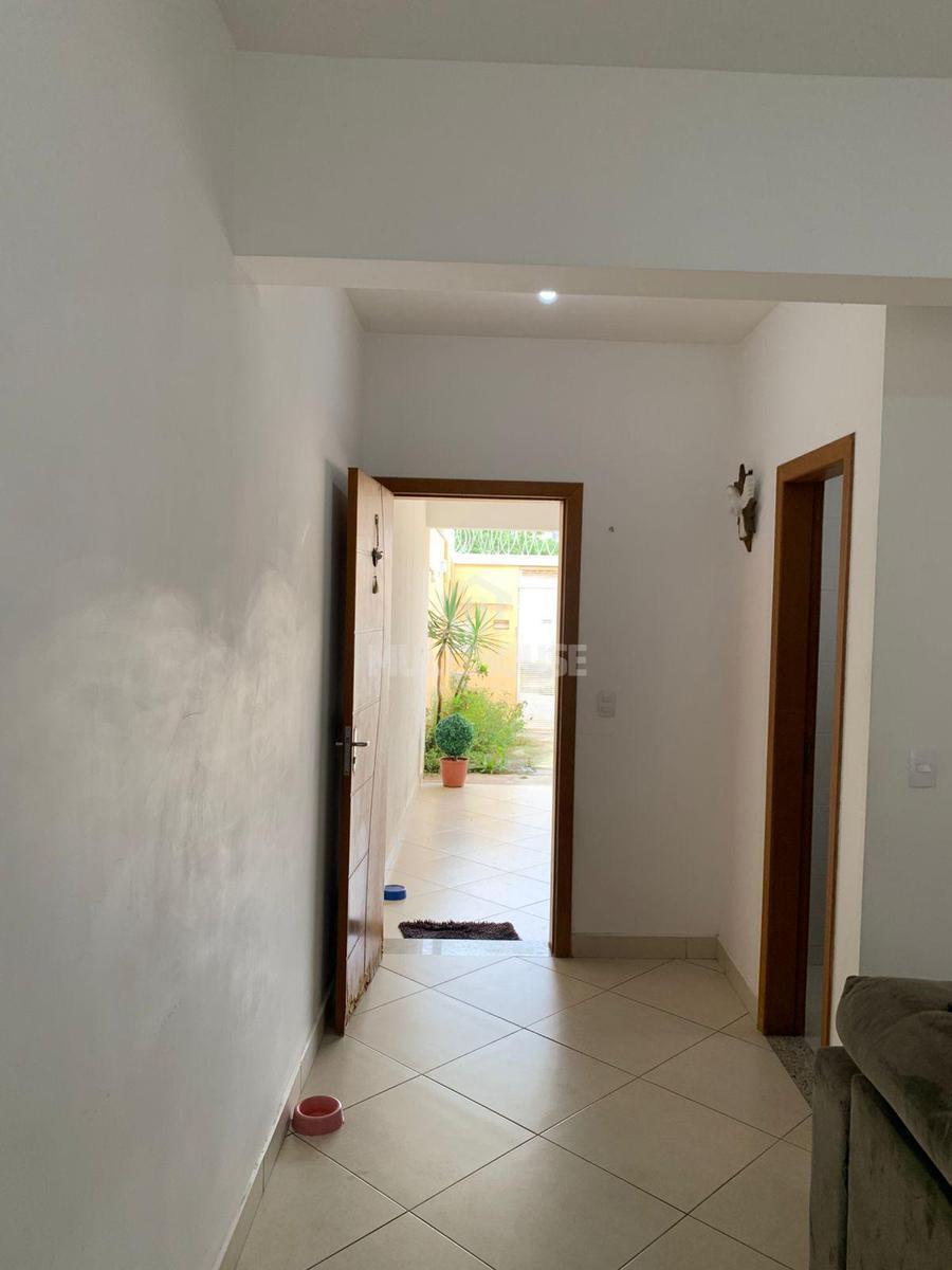 Casa, Xangri-lá, 2 Quartos, 4 Vagas, 1 Suíte