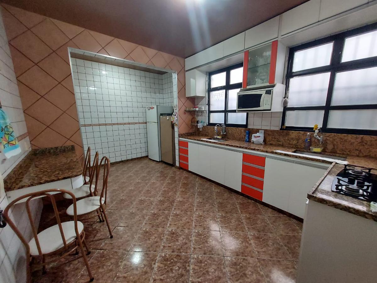 Casa, Palmares, 4 Quartos, 5 Vagas, 1 Suíte