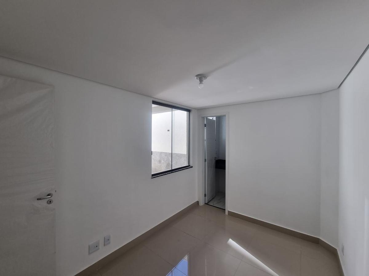 Apartamento, Planalto, 2 Quartos, 1 Vaga, 1 Suíte