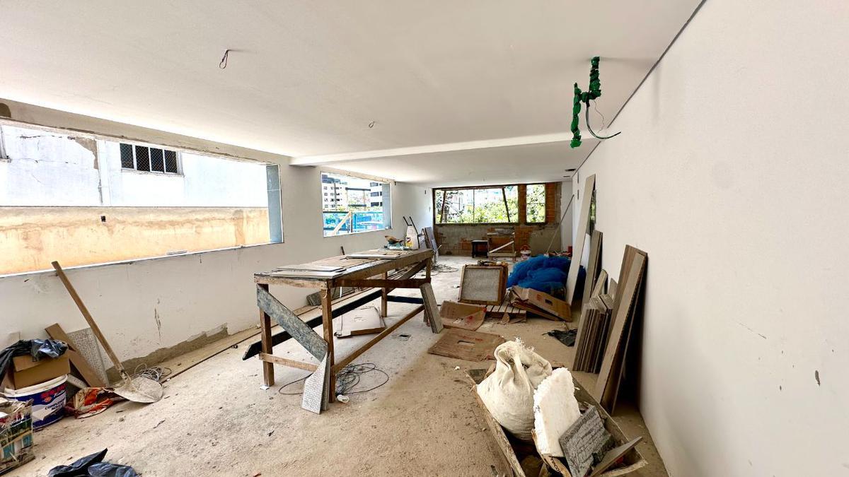 Apartamento, Funcionários, 1 Quarto, 2 Vagas, 1 Suíte