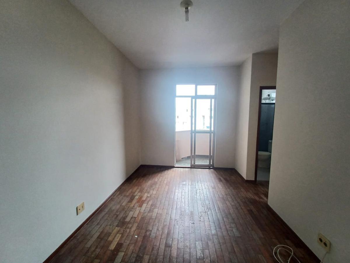 Apartamento, Santa Cruz, 2 Quartos, 1 Vaga
