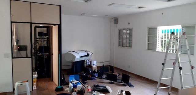 Casa Comercial, Castelo, 4 Quartos, 6 Vagas