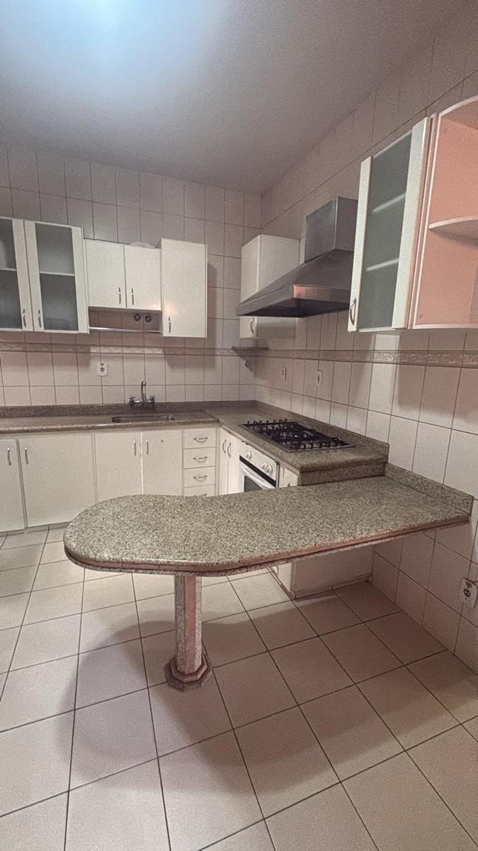 Casa, Bela Vista, 4 Quartos, 0 Vaga, 1 Suíte