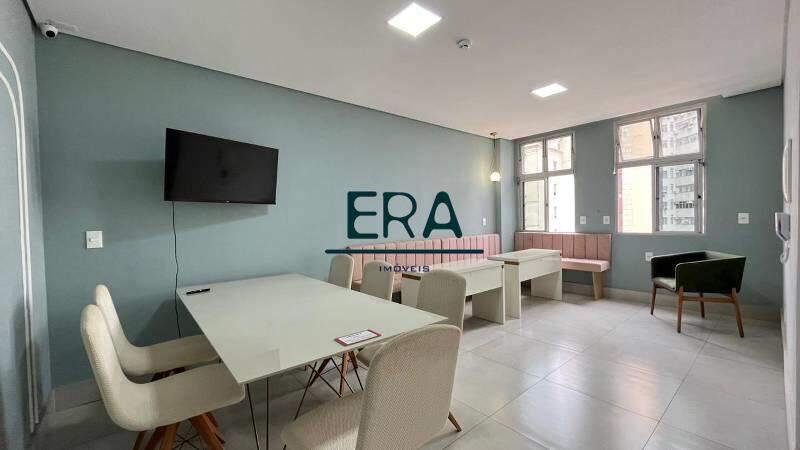 Apartamento, Centro, 2 Quartos, 0 Vaga, 1 Suíte