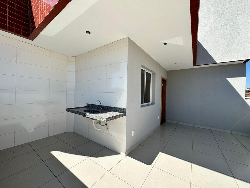 Cobertura, Santa Mônica, 2 Quartos, 2 Vagas, 1 Suíte