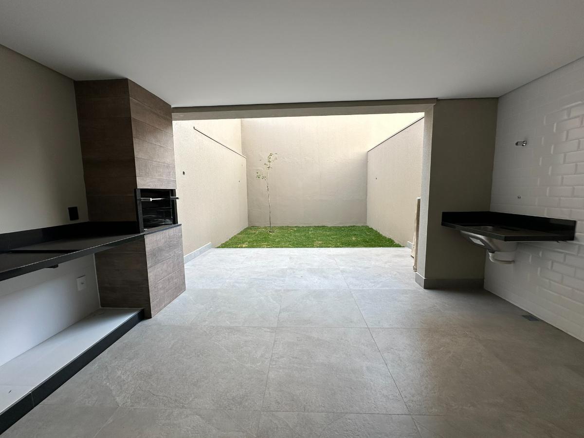 Casa, Jaraguá, 4 Quartos, 4 Vagas, 1 Suíte