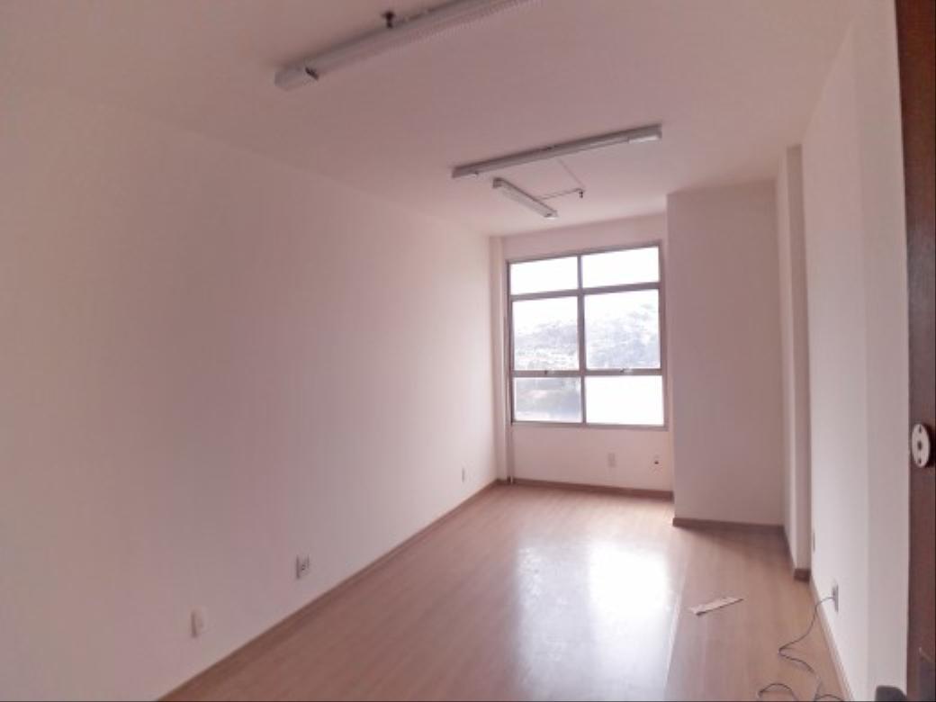 Sala, Barro Preto, 0 Quarto, 0 Vaga