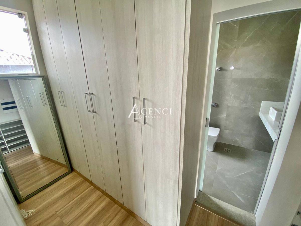 Casa, Paquetá, 4 Quartos, 0 Vaga, 2 Suítes