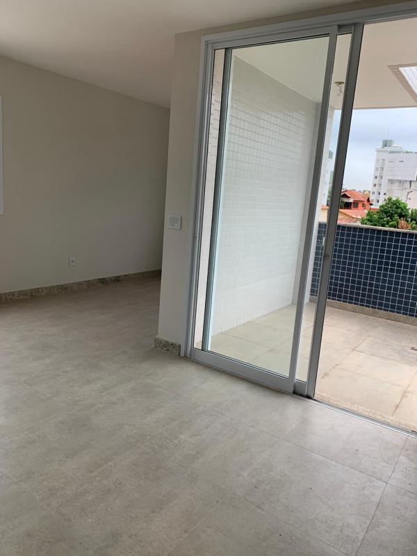 Cobertura, Castelo, 2 Quartos, 2 Vagas, 1 Suíte