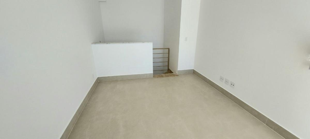 Cobertura, Alto Barroca, 2 Quartos, 2 Vagas, 1 Suíte