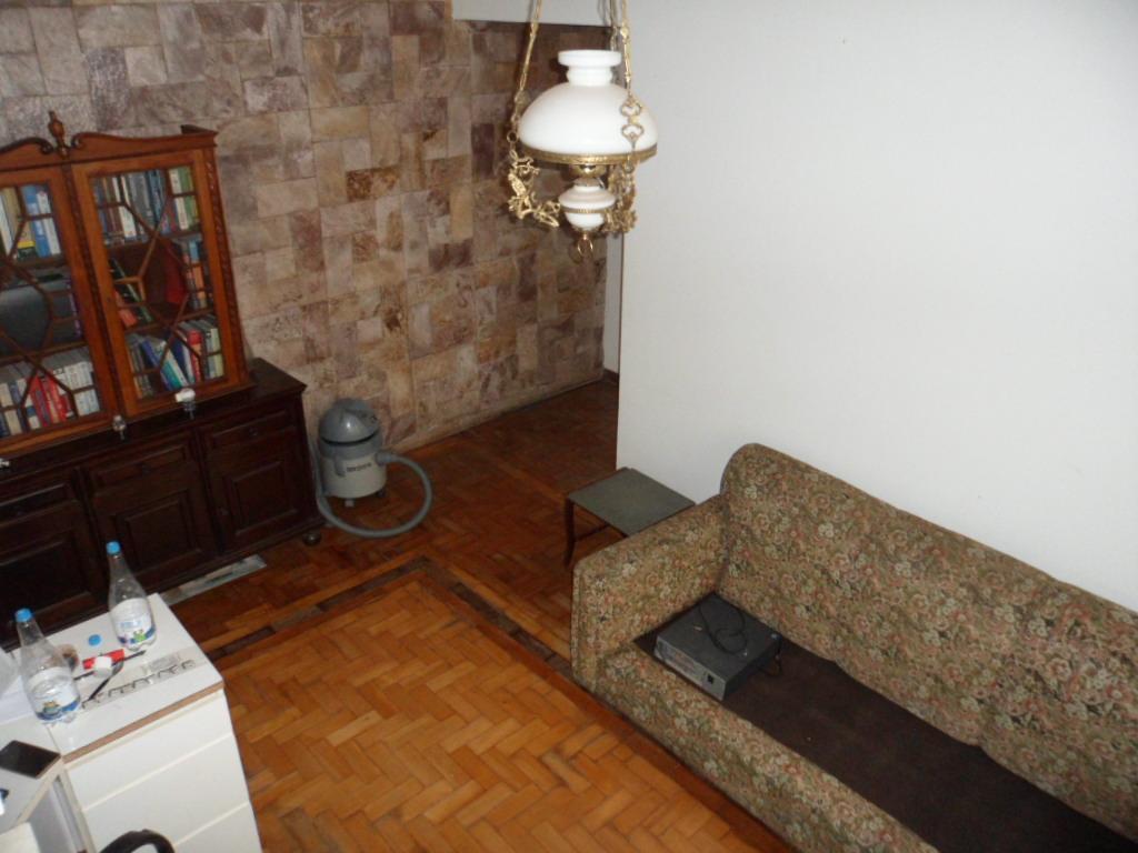 Casa, Gutierrez, 5 Quartos, 4 Vagas, 1 Suíte