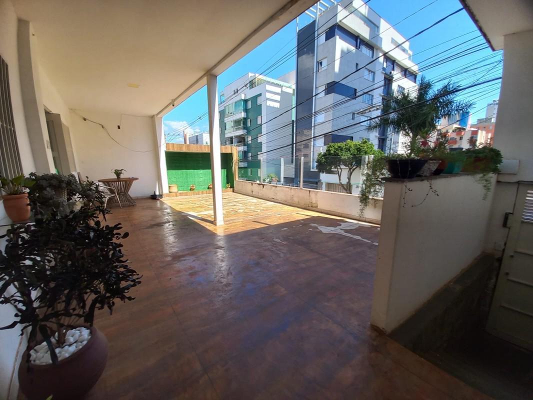 Casa, Horto, 5 Quartos, 2 Vagas
