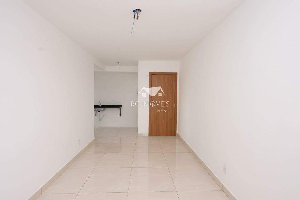 Apartamento, Miramar (barreiro), 2 Quartos, 1 Vaga, 1 Suíte