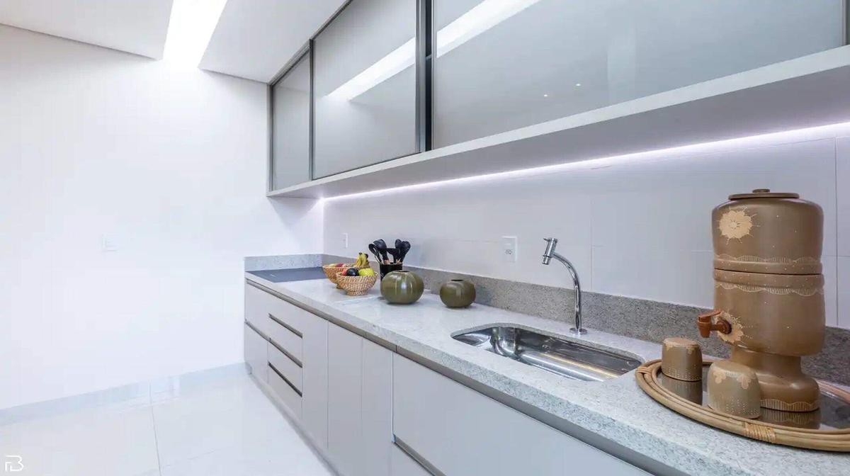 Apartamento, Santa Mônica, 3 Quartos, 2 Vagas, 1 Suíte