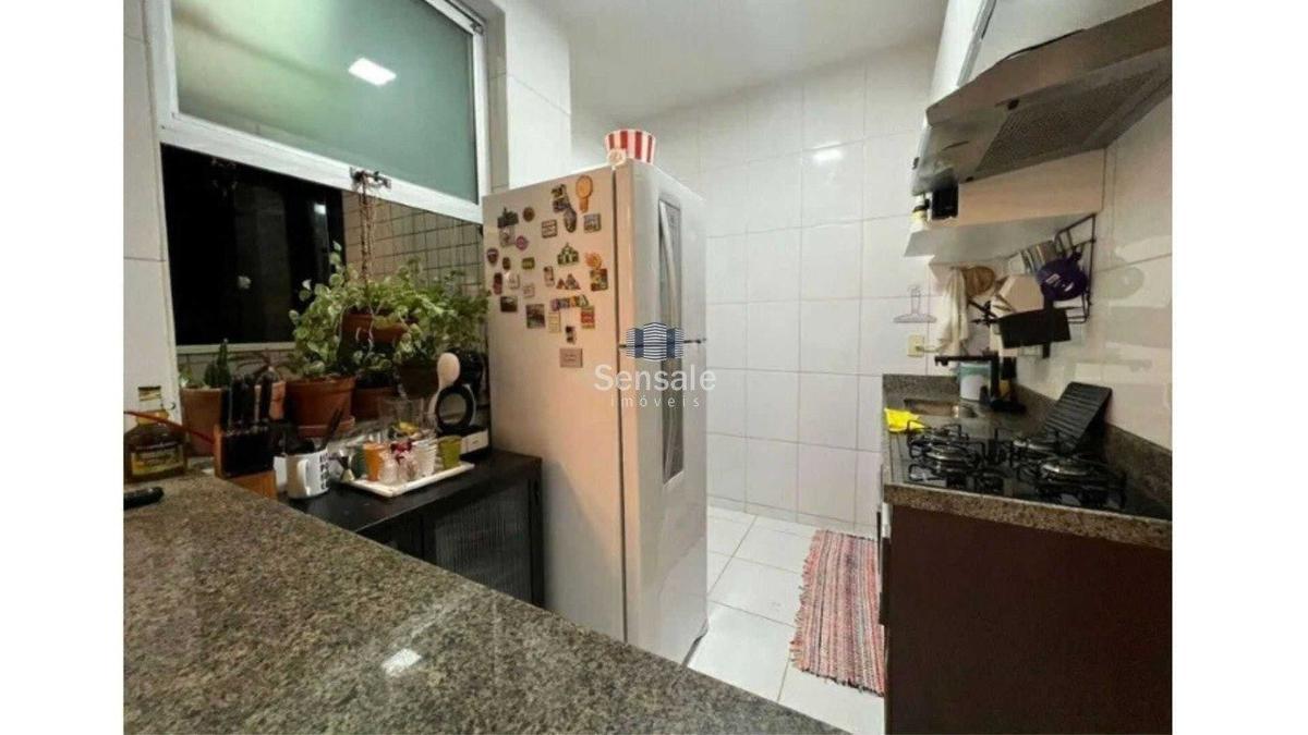 Apartamento, Estoril, 2 Quartos, 2 Vagas, 1 Suíte