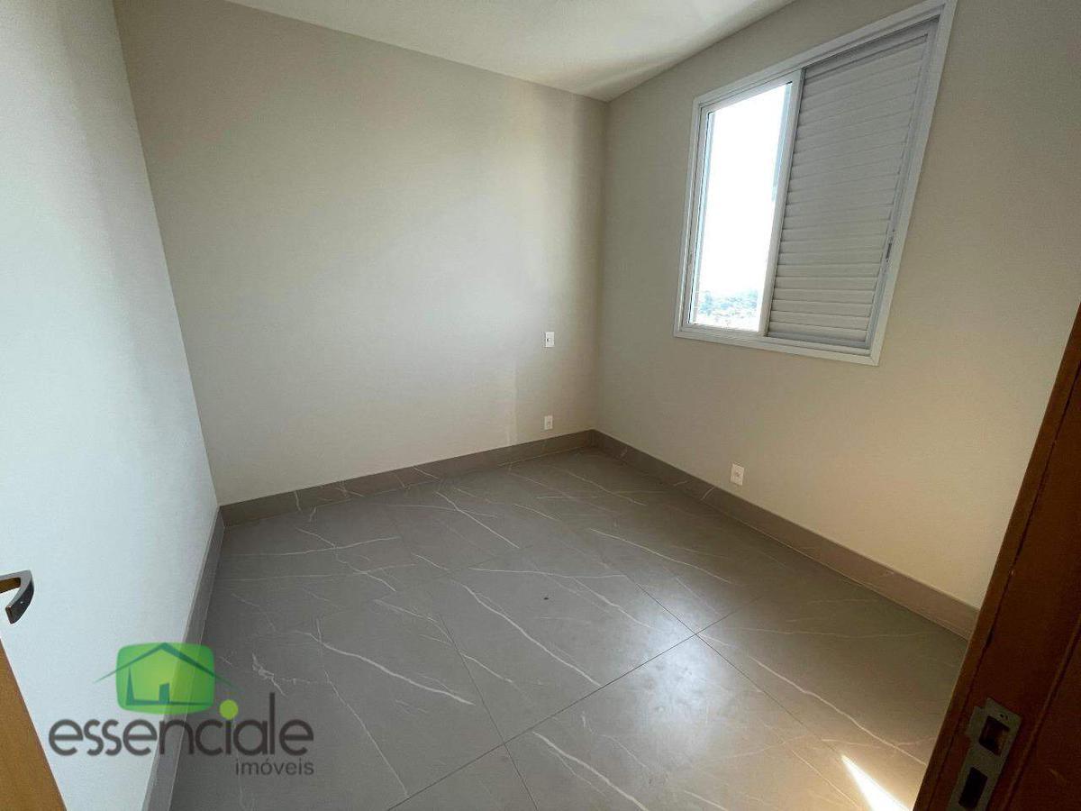 Cobertura, Fonte Grande, 3 Quartos, 2 Vagas, 1 Suíte