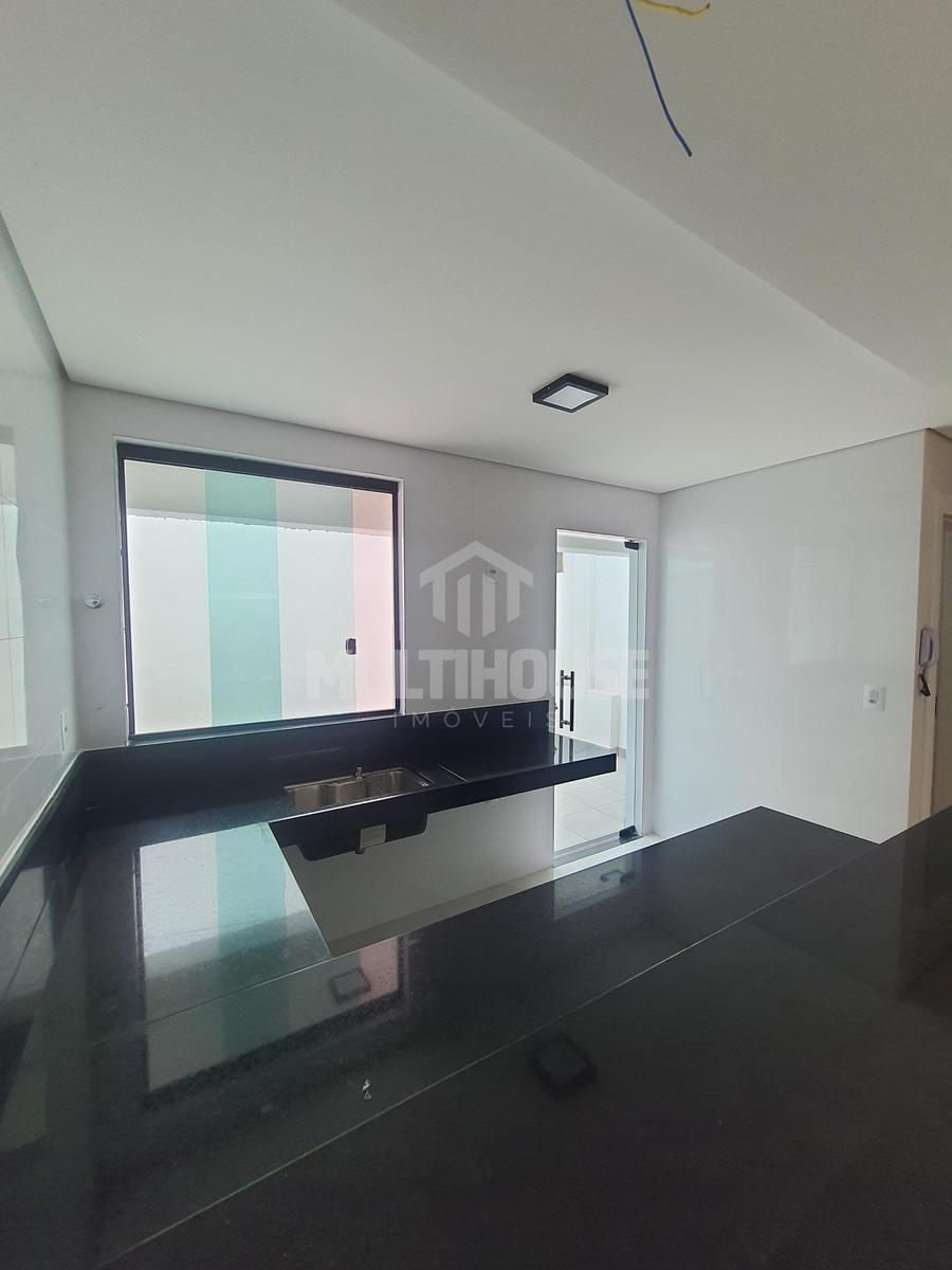 Casa, Jardim Leblon, 3 Quartos, 0 Vaga, 1 Suíte