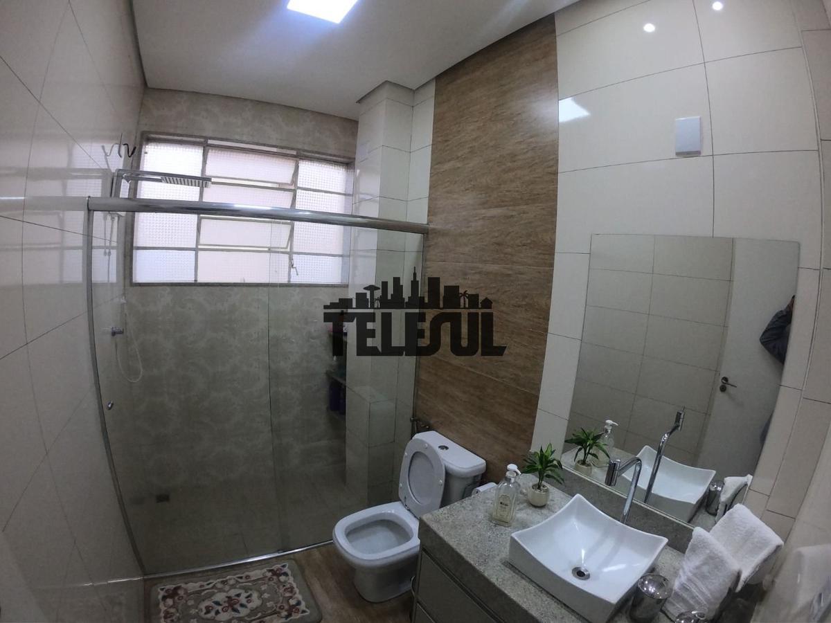 Apartamento, Centro, 2 Quartos, 0 Vaga