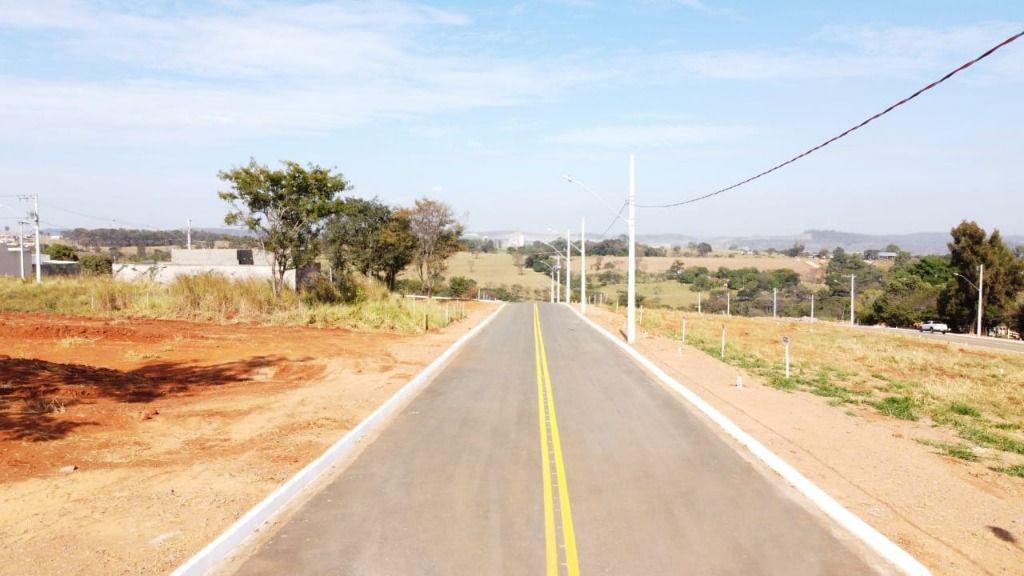 Lote, Centro, 0 Quarto, 0 Vaga