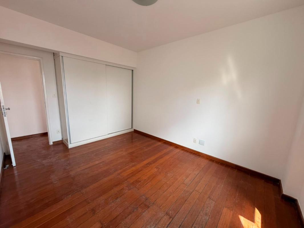 Apartamento, Cruzeiro, 4 Quartos, 2 Vagas, 1 Suíte