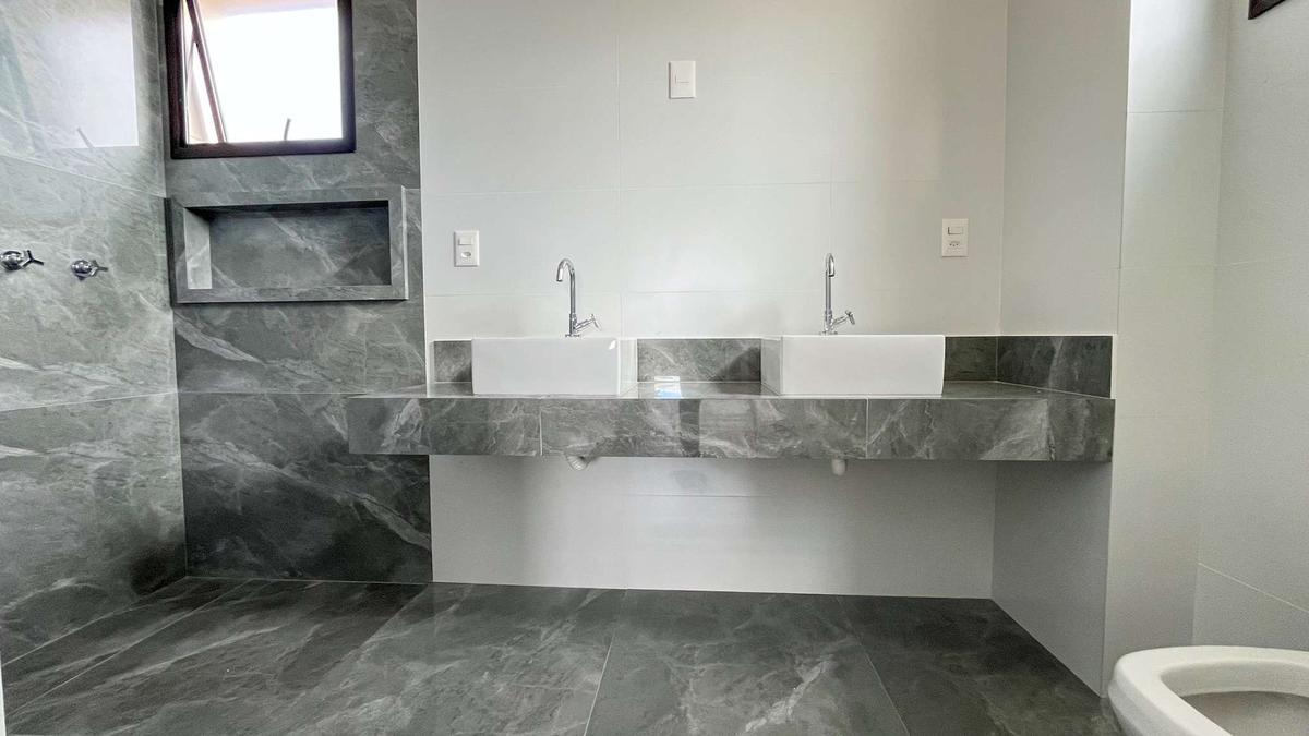 Apartamento, Castelo, 4 Quartos, 4 Vagas, 2 Suítes