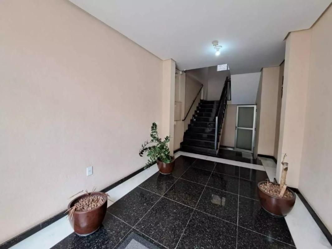 Apartamento, Barreiro, 3 Quartos, 2 Vagas, 1 Suíte