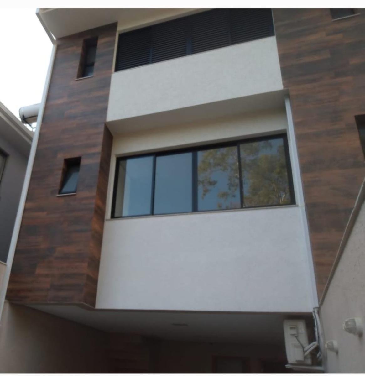 Casa, Itapoã, 3 Quartos, 2 Vagas, 1 Suíte