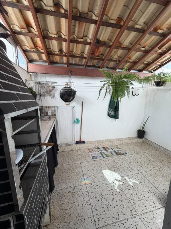 Casa, São Cosme de Baixo (são Benedito), 2 Quartos, 1 Vaga