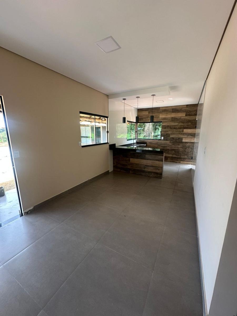 Fazenda, Centro, 3 Quartos, 10 Vagas, 2 Suítes