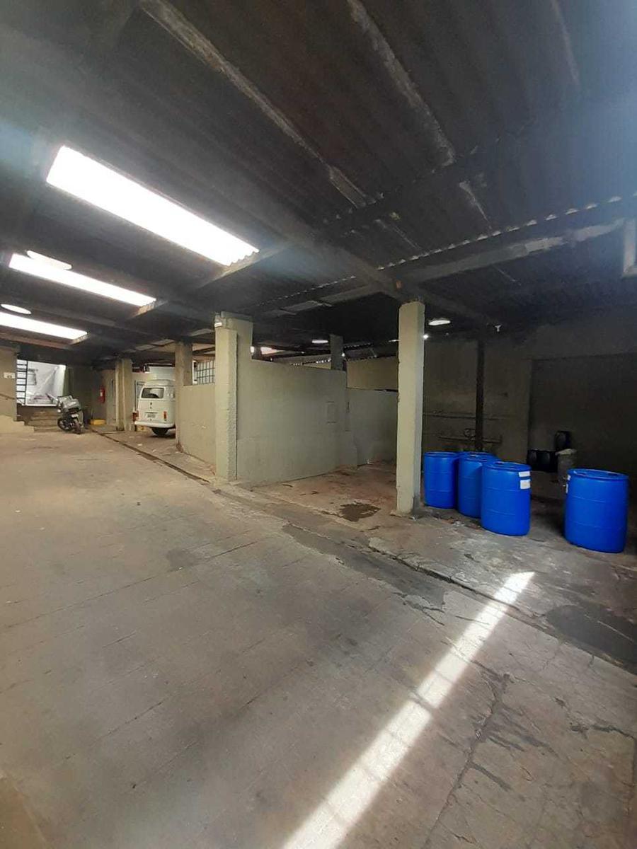 Galpão, Caiçaras, 0 Quarto, 10 Vagas