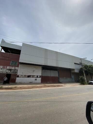 Galpão, Núcleo Industrial, 2 Quartos, 3 Vagas