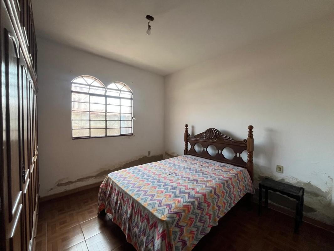 Casa, Milionários, 3 Quartos, 1 Vaga, 1 Suíte