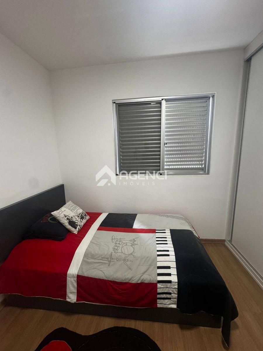 Apartamento, Castelo, 3 Quartos, 0 Vaga, 1 Suíte