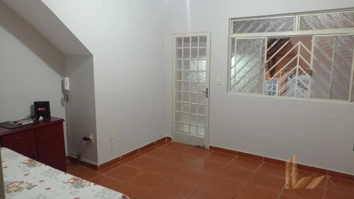 Casa, Santa Mônica, 2 Quartos, 1 Vaga