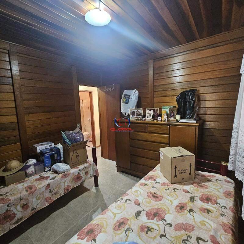 Sítio, Condomínio Solar das Palmeiras, 3 Quartos, 5 Vagas, 1 Suíte