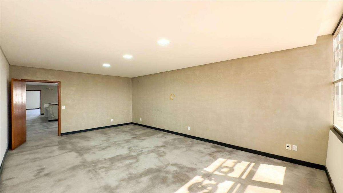 Andar, Estoril, 0 Quarto, 20 Vagas