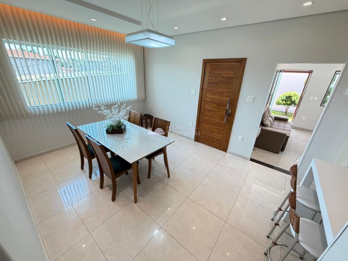 Casa, Santa Mônica, 3 Quartos, 3 Vagas, 1 Suíte