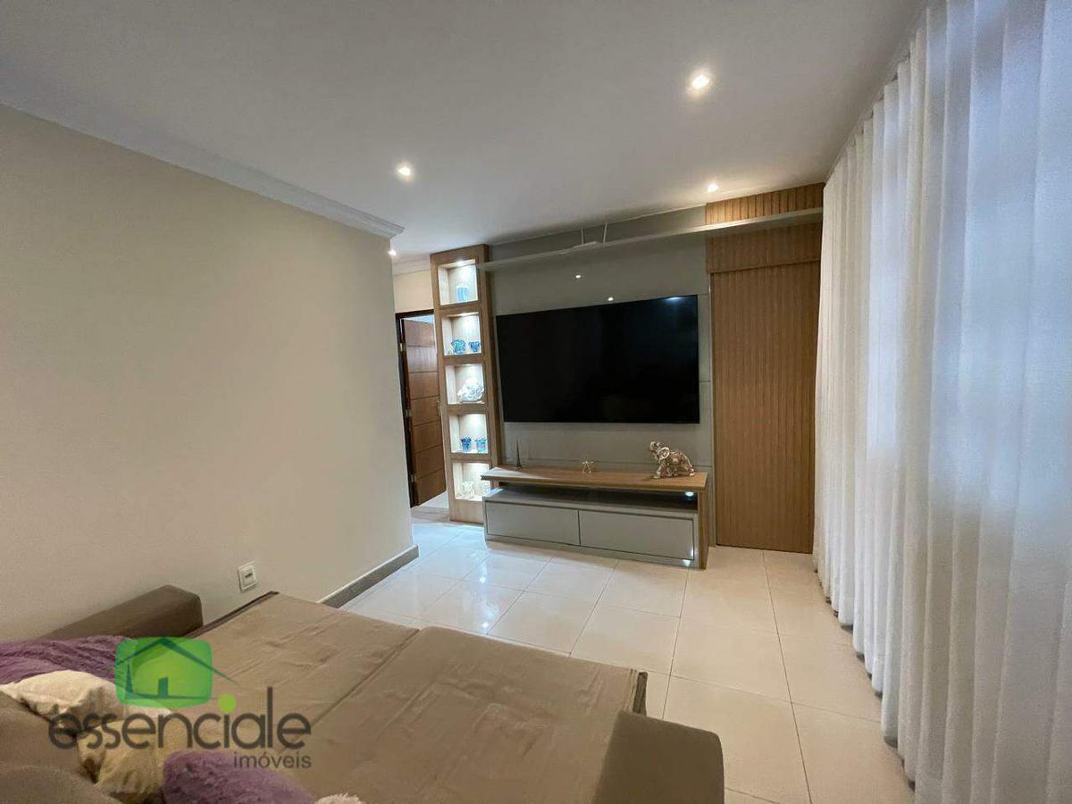 Casa, Novo Eldorado, 3 Quartos, 5 Vagas, 1 Suíte