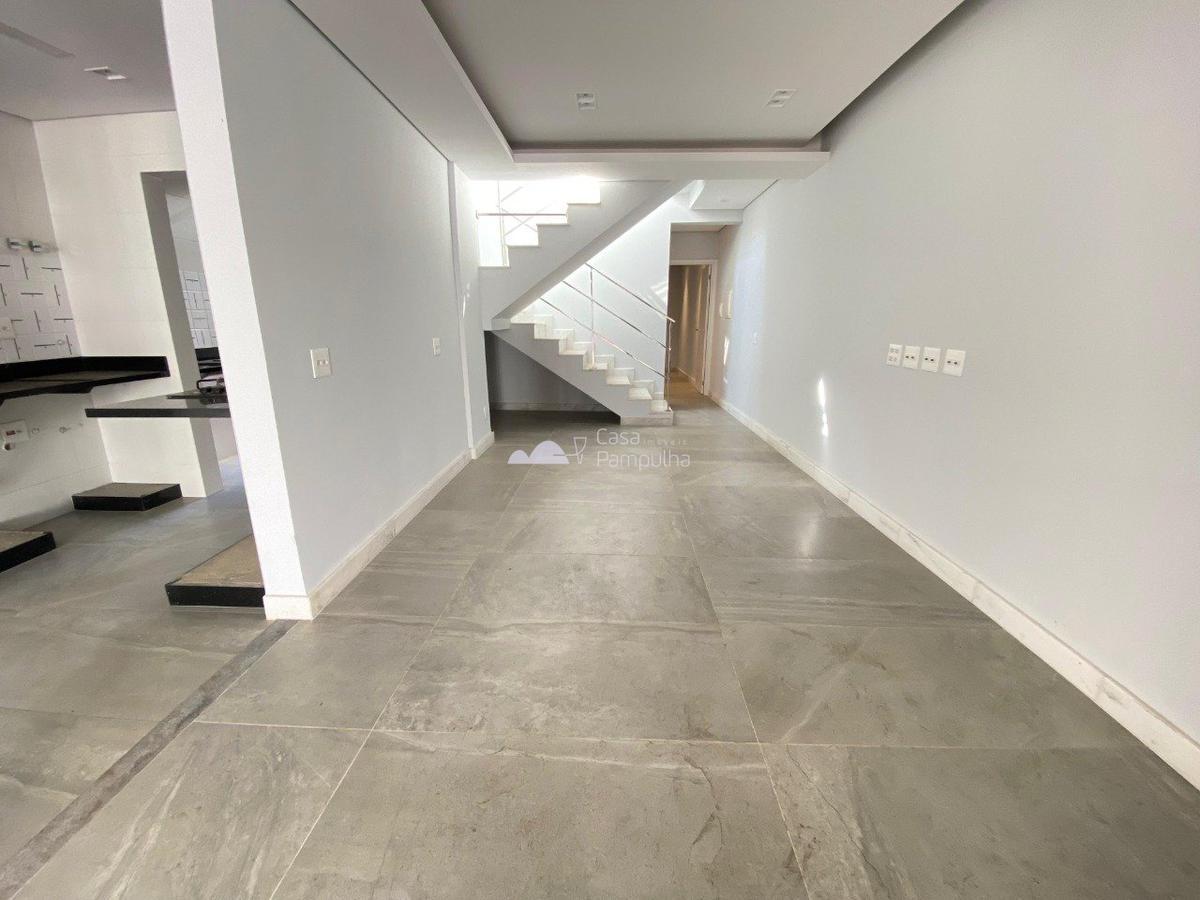 Casa, Planalto, 4 Quartos, 2 Vagas, 3 Suítes