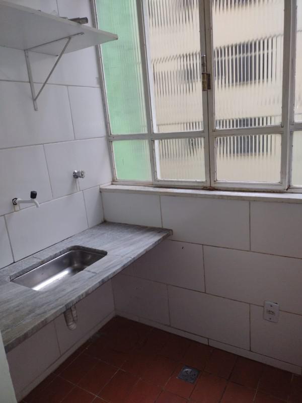 Quitinete, Barro Preto, 1 Quarto, 0 Vaga