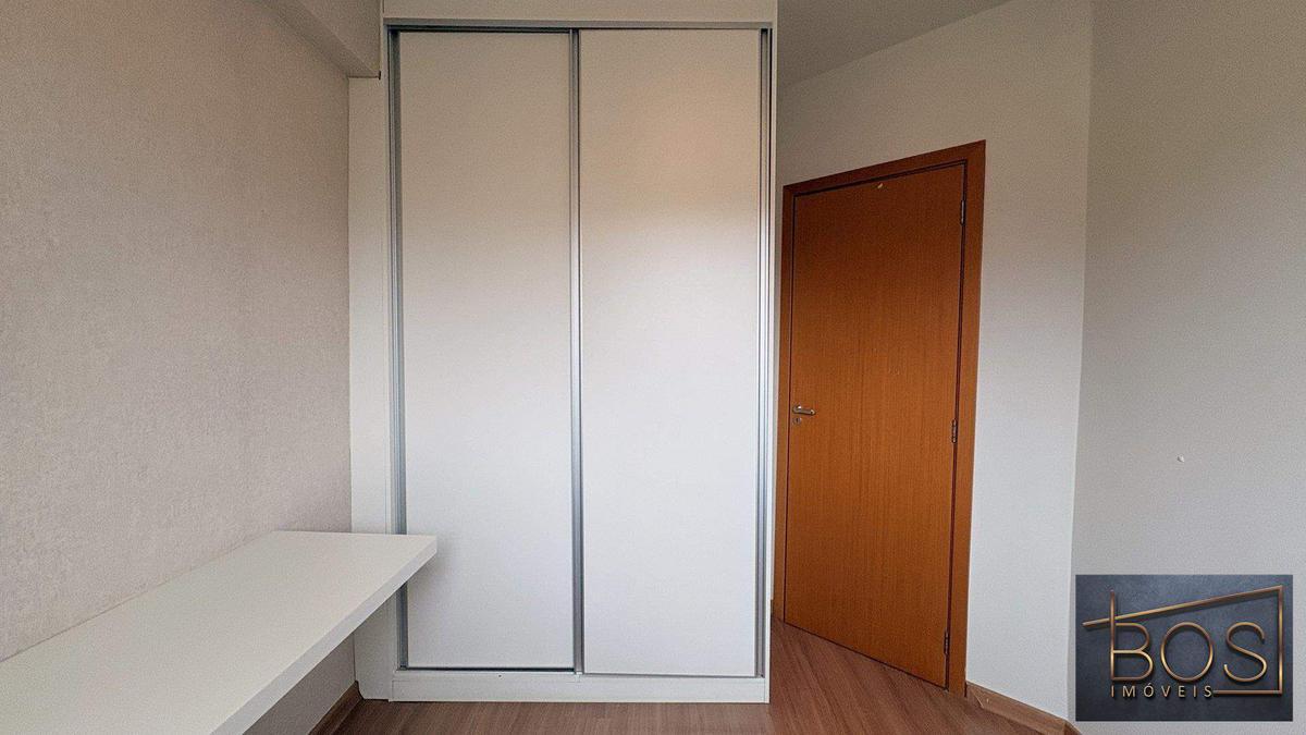 Apartamento, Sagrada Família, 3 Quartos, 2 Vagas, 1 Suíte