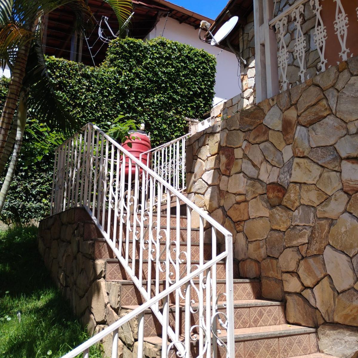 Casa, Castelo, 4 Quartos, 4 Vagas, 1 Suíte