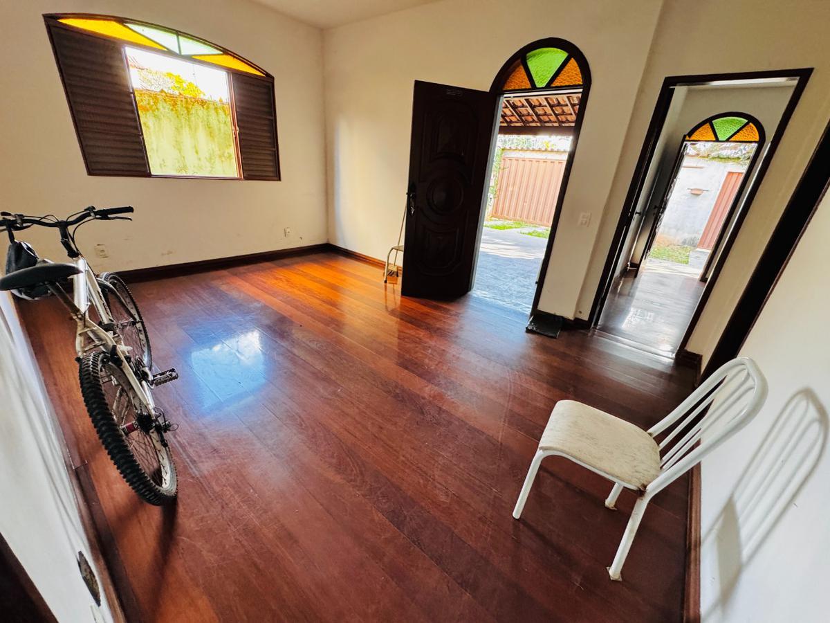 Casa, Jardim Atlântico, 5 Quartos, 4 Vagas, 1 Suíte