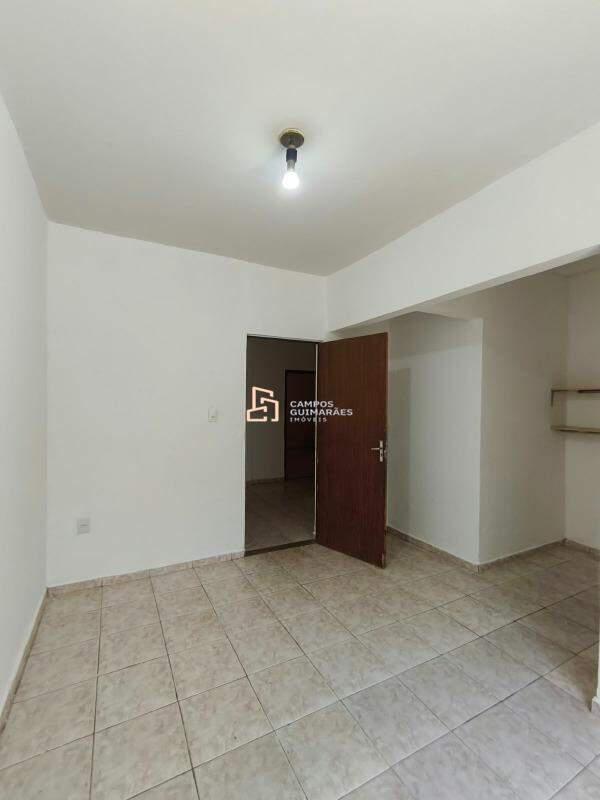 Casa, Conjunto Habitacional Vale do Jatobá, 2 Quartos, 1 Vaga, 1 Suíte