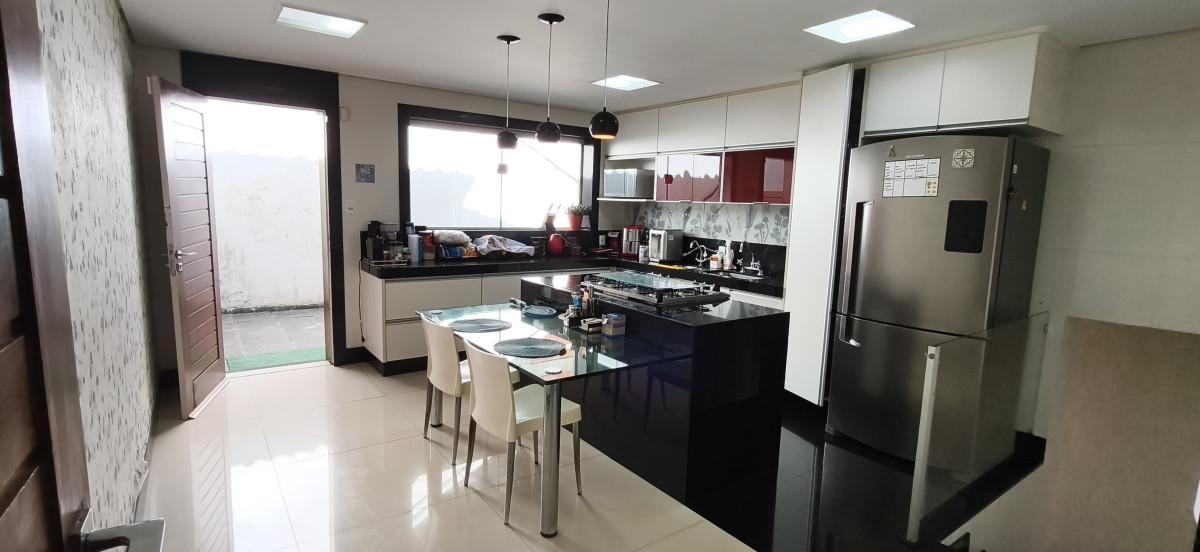 Casa, Santa Lúcia, 4 Quartos, 4 Vagas, 4 Suítes