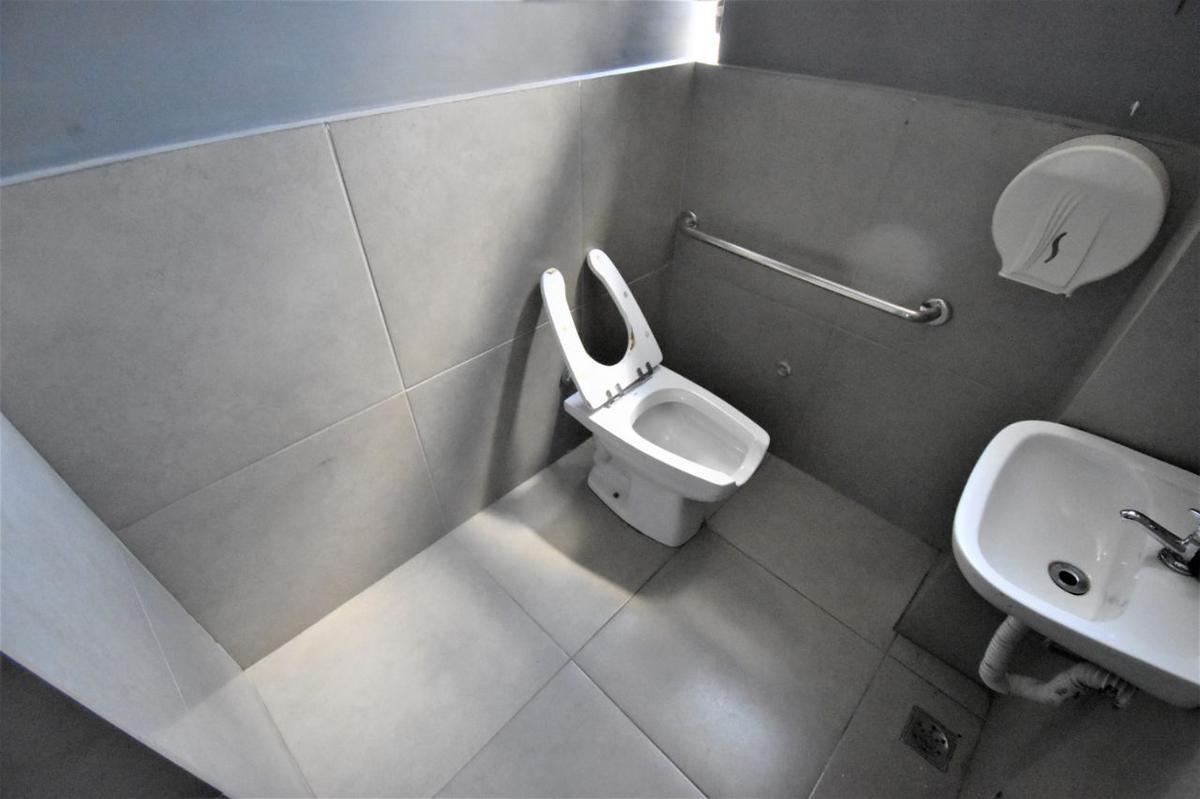 Andar, São José, 0 Quarto, 1 Vaga