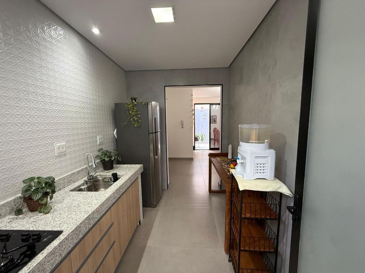 Casa, Itapoã, 3 Quartos, 4 Vagas, 1 Suíte