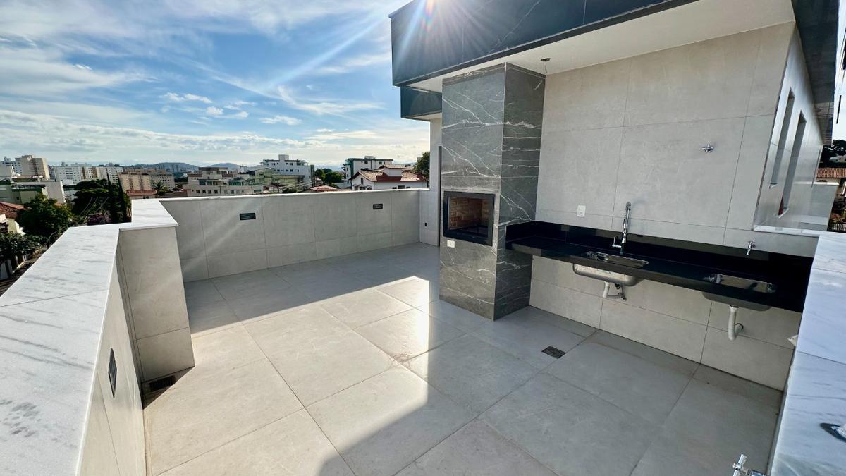 Cobertura, Planalto, 4 Quartos, 2 Vagas, 2 Suítes