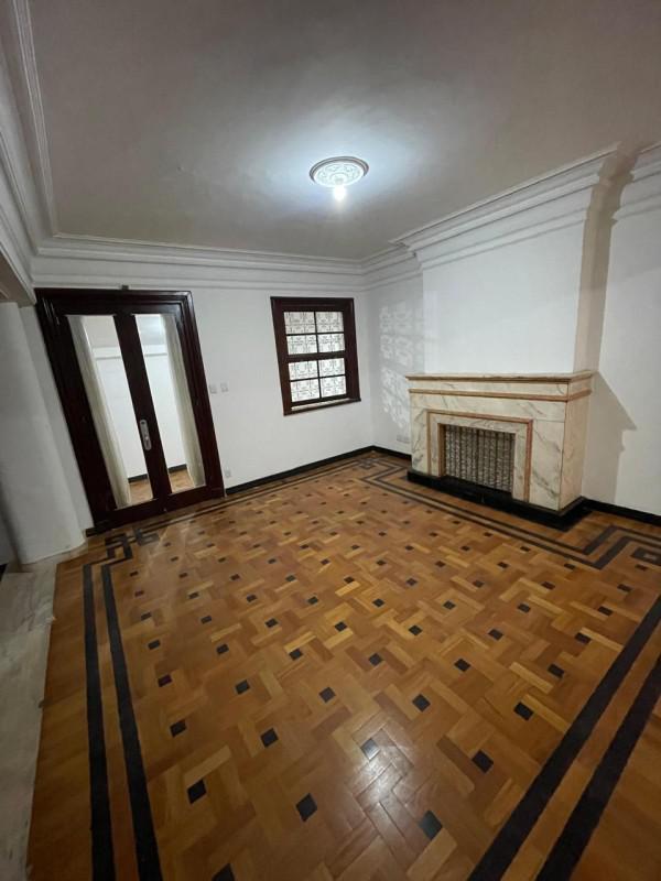 Casa, Lourdes, 5 Quartos, 0 Vaga, 1 Suíte