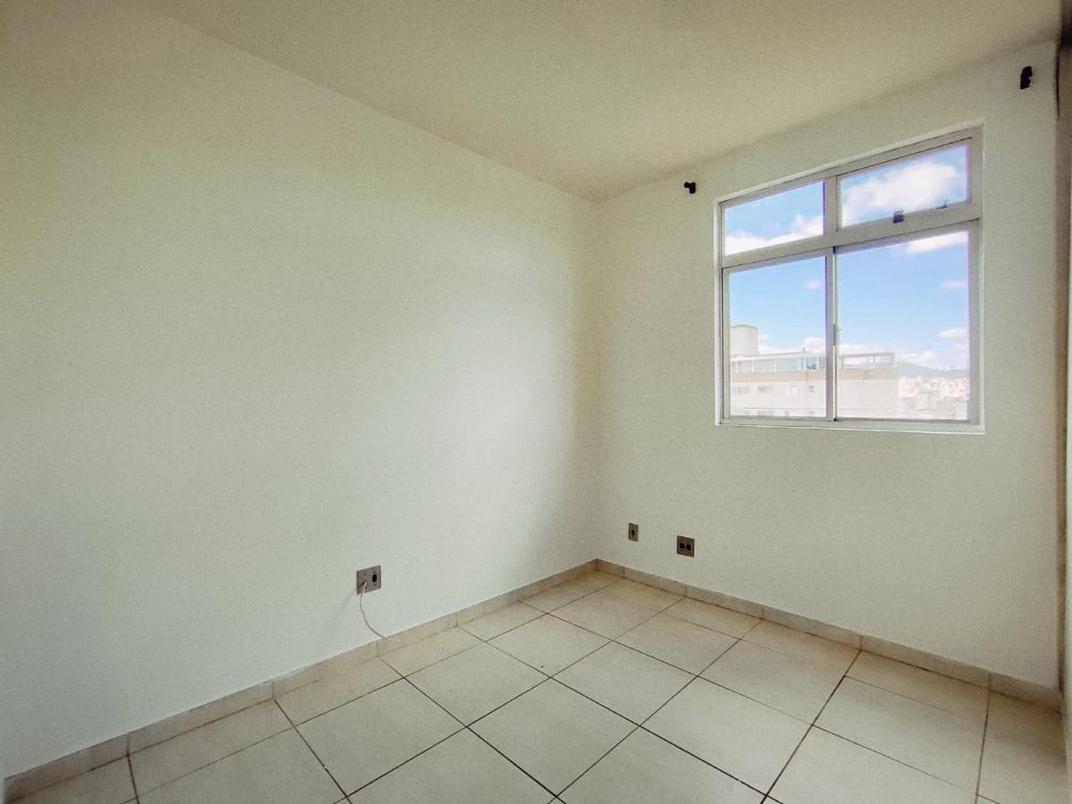 Apartamento, Sagrada Família, 3 Quartos, 1 Vaga, 1 Suíte